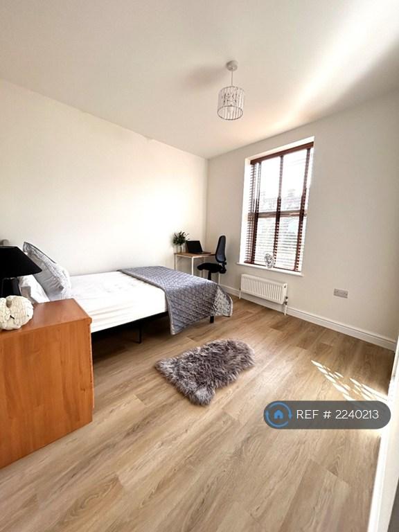 1 bedroom in Stansted Road, Southsea, PO5 (#2240213)