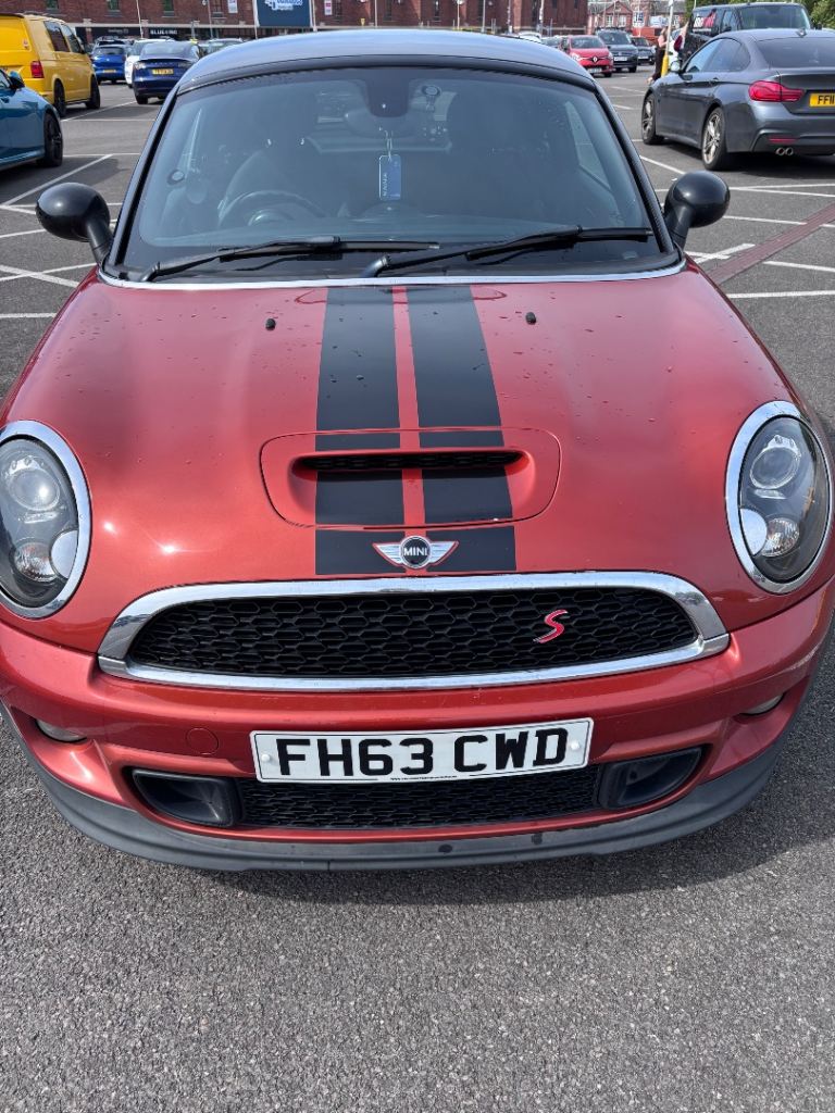 Mini coupe sport in sunburnt orange- chilli pack