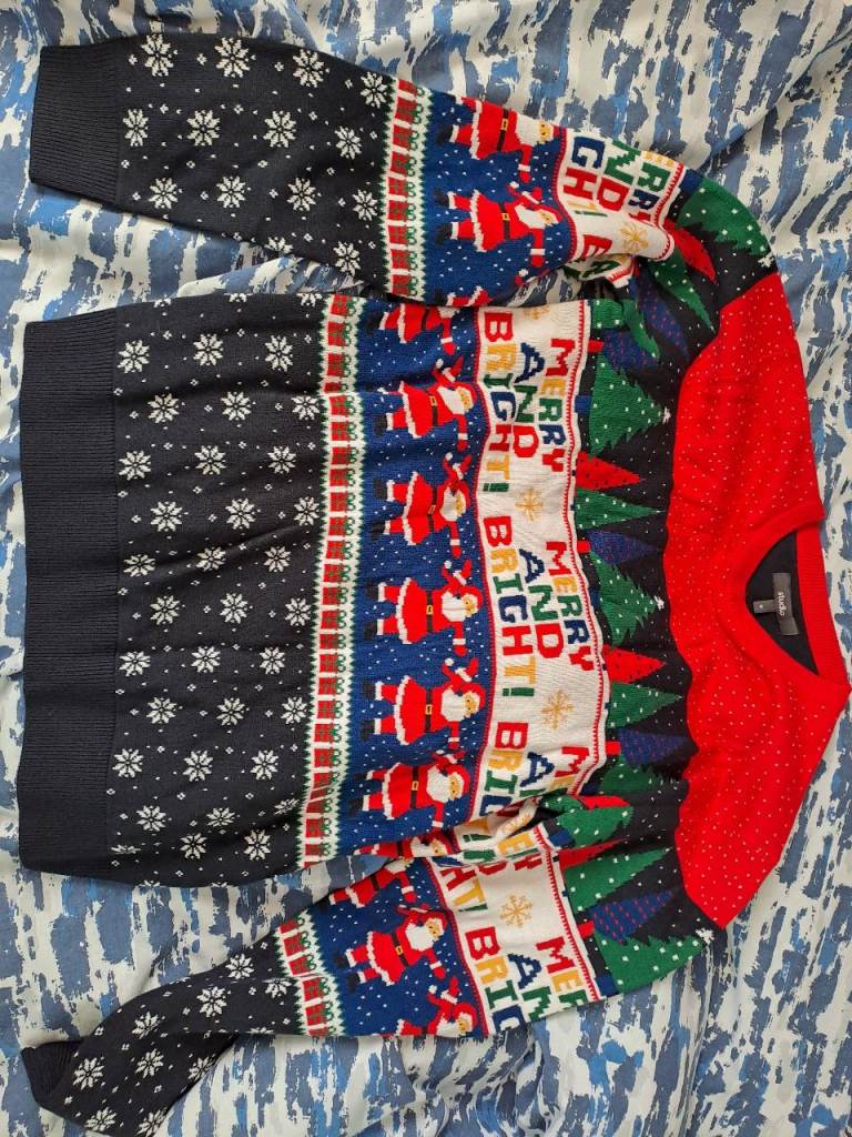 Christmas jumper size m