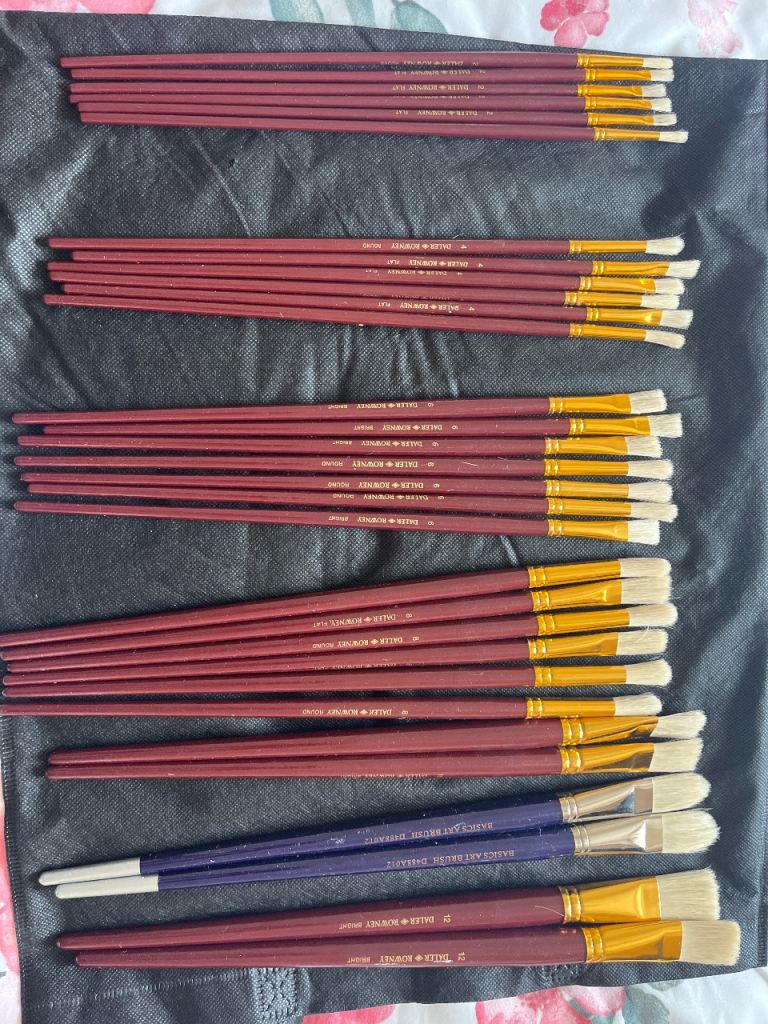 Paint brushes