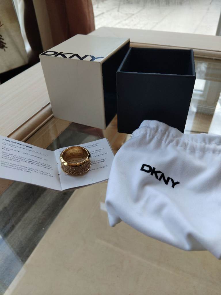 DKNY Ring.. £35 genuine with original packaging.. 