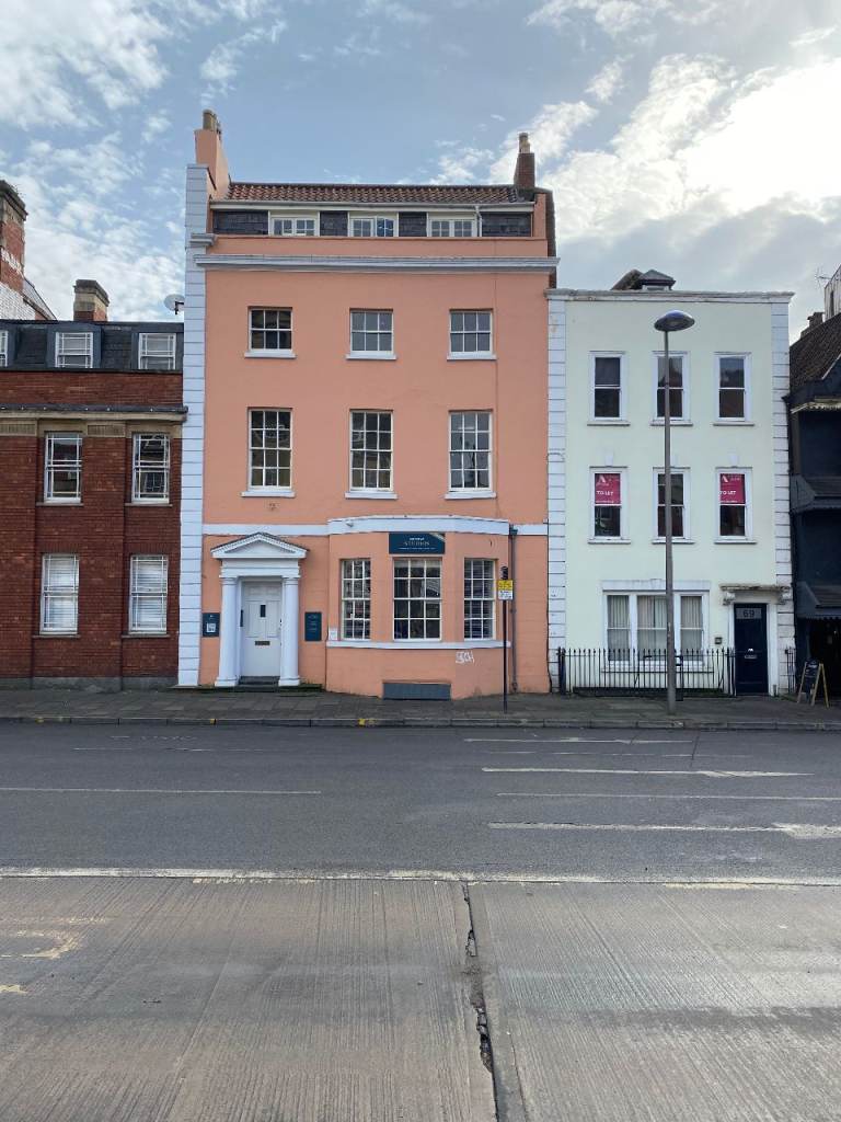 Creative Office Studio - 19m2 plus 32m2 option - Bristol City Centre - Old Market