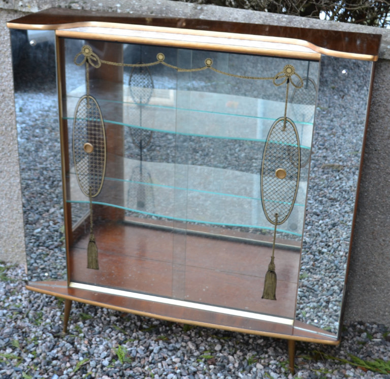 1950s/1960s Mid Century Cocktail Cabinet Drinks Display Home Bar Retro Gin Whisky Rum