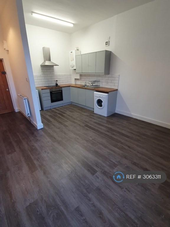 1 bedroom flat in Norfolk Street, Wisbech, PE13 (1 bed) (#3063311)