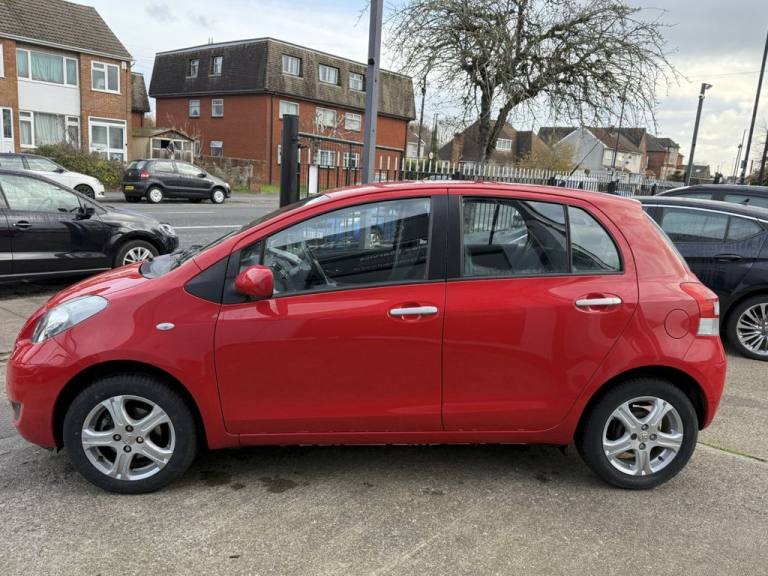 2010 Toyota Yaris 1.33 Dual VVT-i TR Hatchback 5dr Petrol Manual Euro 4 (s/s) (101 ps) Hatchback ...