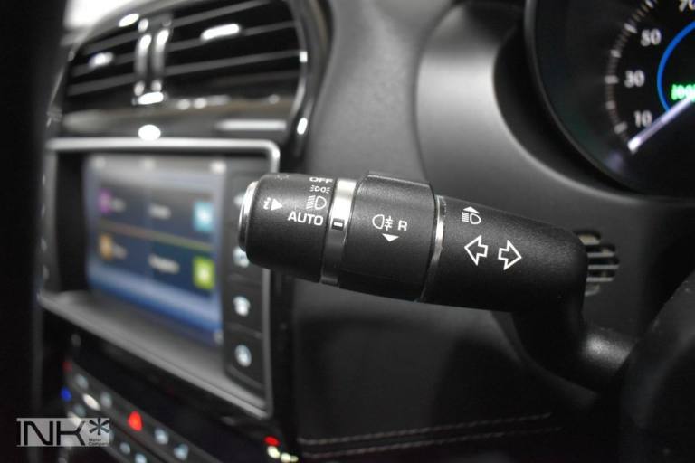 2016 Jaguar XE 2.0d [180] R-Sport 4dr Auto SALOON DIESEL Automatic