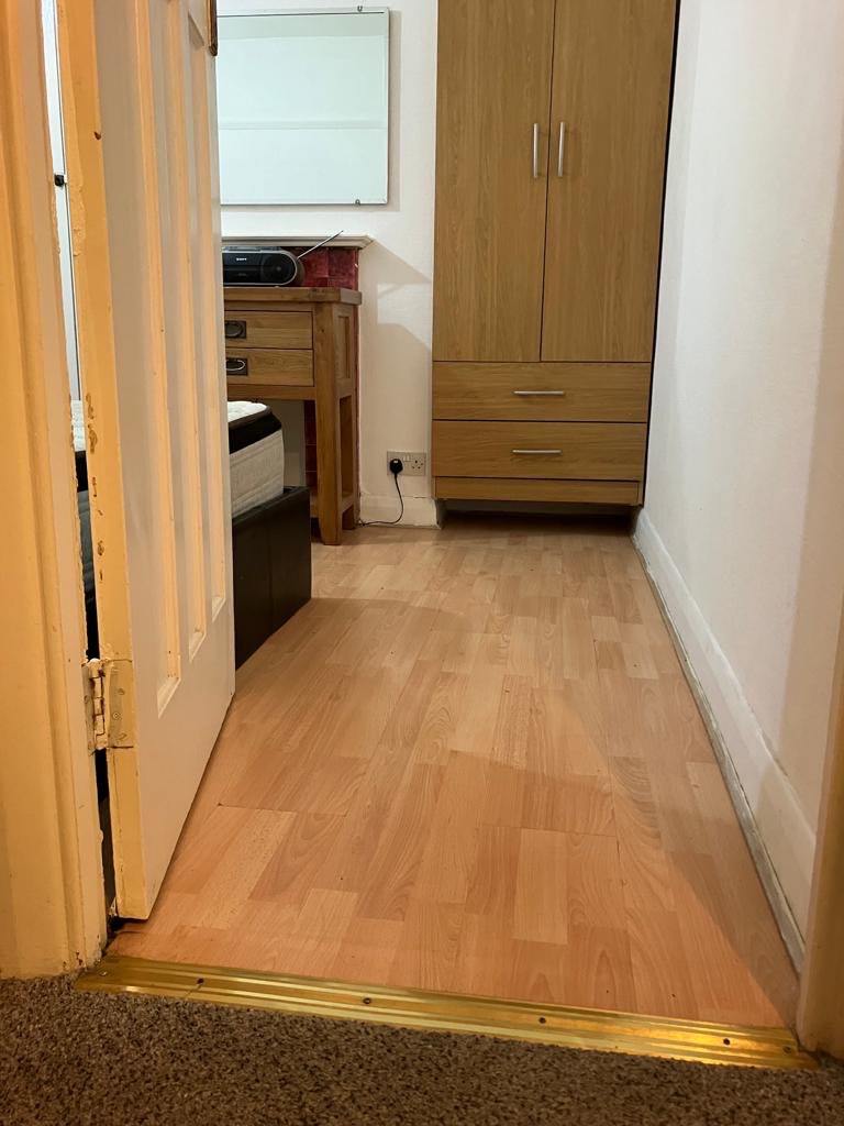 Room for rent in clean and quiet area 