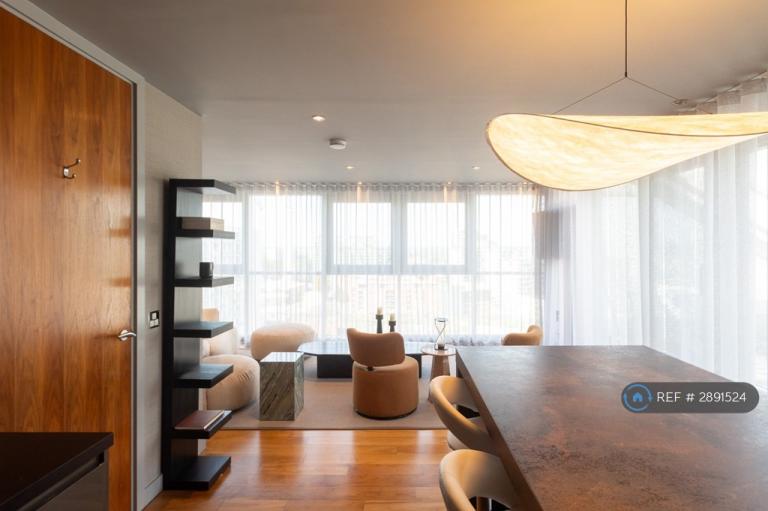 2 bedroom flat in The Edge, Salford, M3 (2 bed) (#2891524)