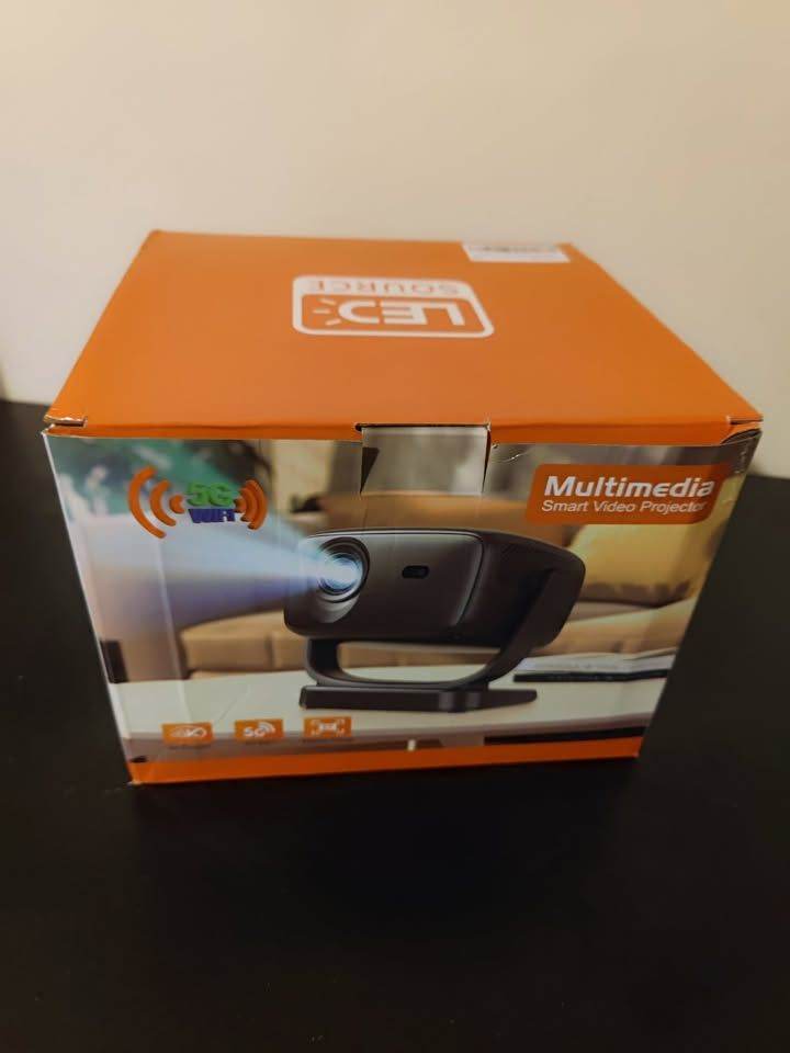 Smart Projector Native 1080P, 26000 Lumen 4K Supported Portable