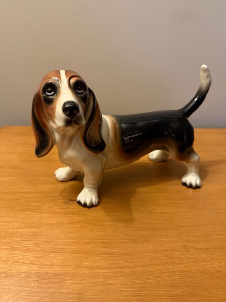 Beautiful vintage ‘Coopercraft’ china Bassett Hound