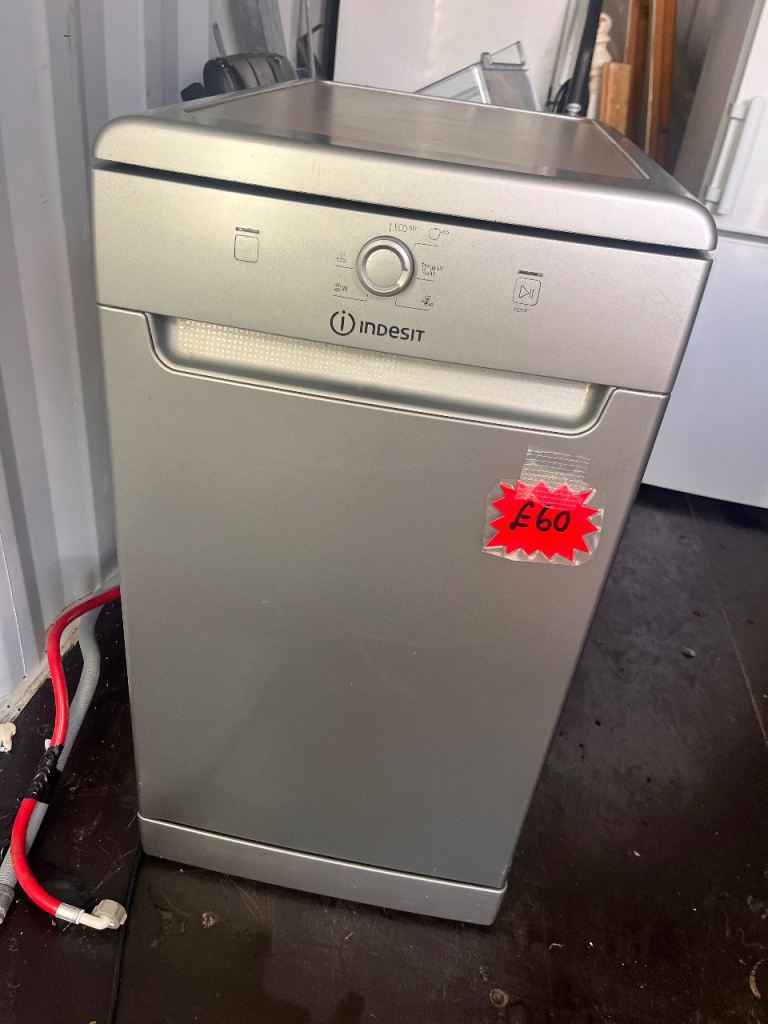 Indesit slimline dishwasher 