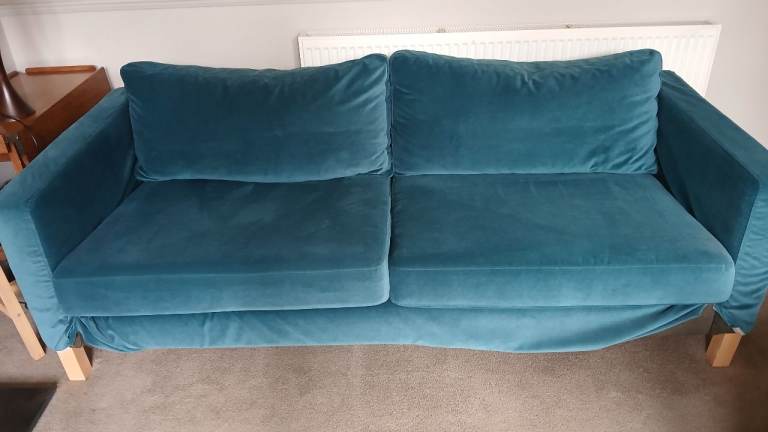 Teal Velvet Two-Seater Sofa – Good Condition