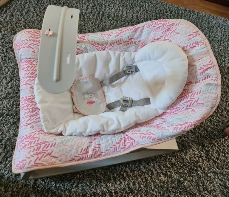 Smyths rocking chair - Pink