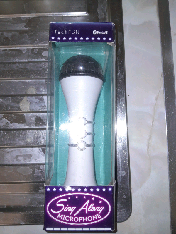Sing along Bluetooth microphone speaker
