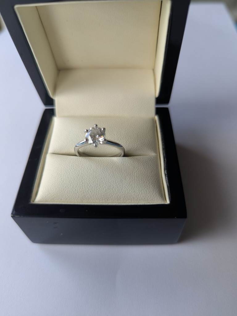Platinum Diamond solitaire ring
