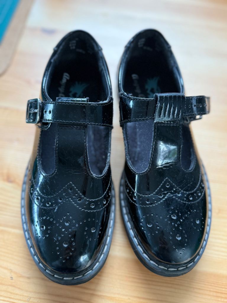 Start-Rite Black Patent Girls shoes