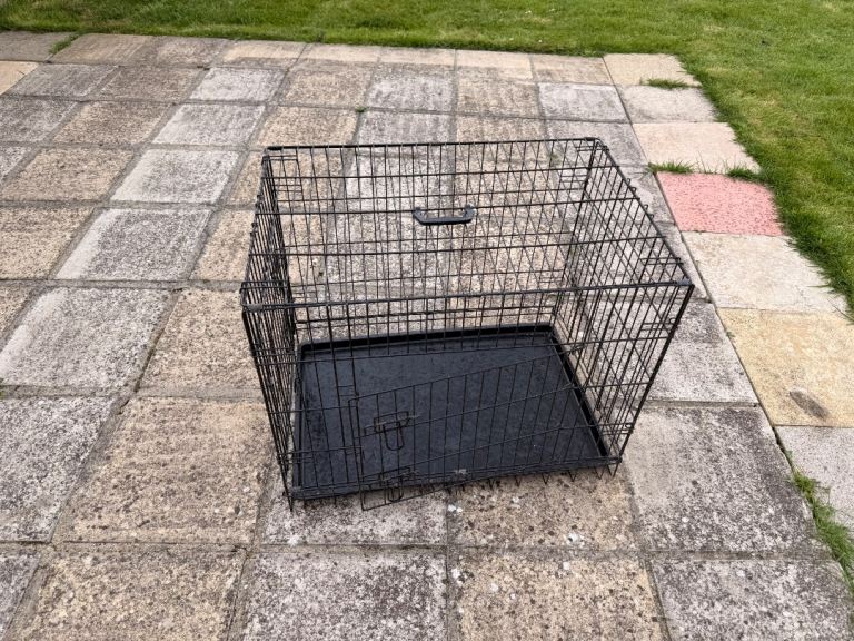 Dog cage suitable for small breeds