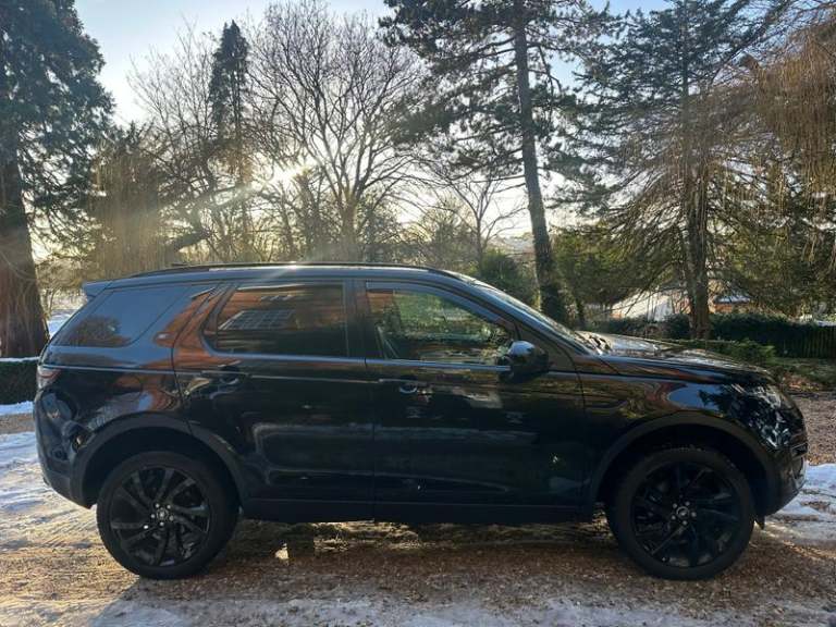 2017 Land Rover Discovery Sport 2.0 TD4 HSE Black SUV 5dr Diesel Auto 4WD Euro 6 (s/s) (180 ps) A...