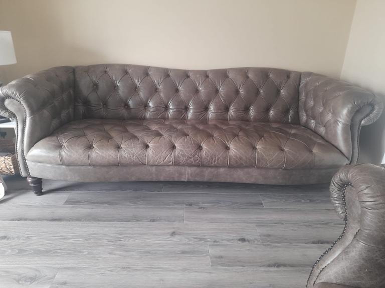 Luxury Palace Chesterfield Leather Sofa Set