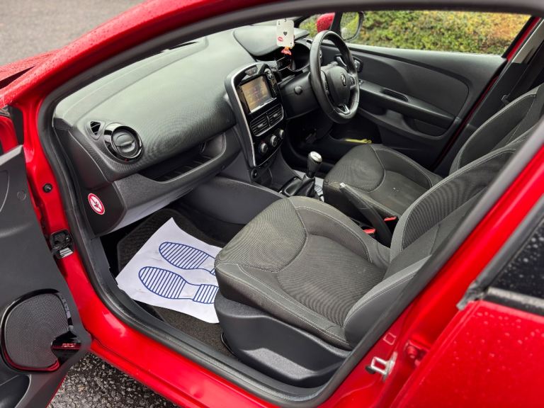 Renault, CLIO, Hatchback, 2017, Manual, 1461 (cc), 5 doors