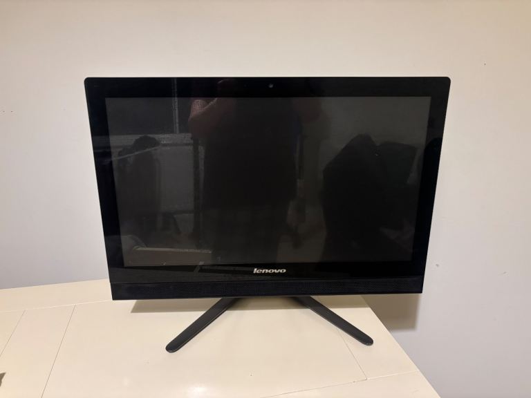 Free Lenovo C40-30 all in one touchscreen PC, Acton, W3 8FG