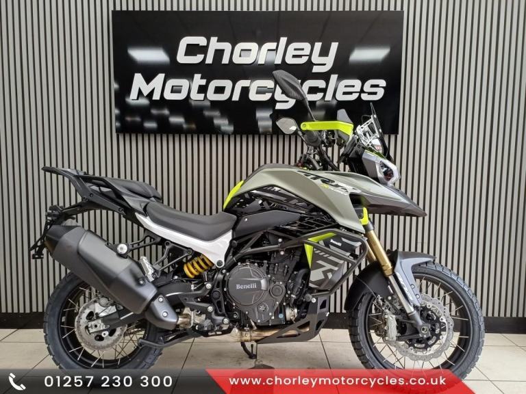 Benelli TRK 902 Xplorer adventure bike sport