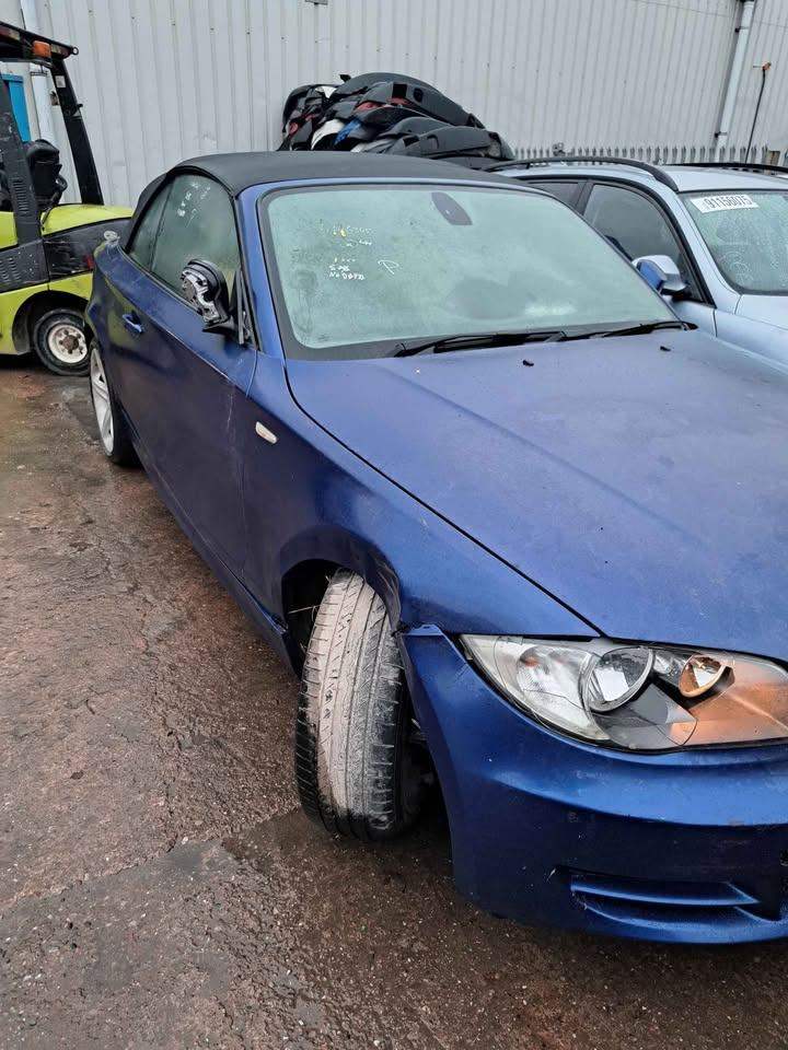 BMW 120D SPORT LCI E88 DISMANTLING PARTS BONNET LIGHT WING DOOR HUB HEAD UNIT BOOT LID