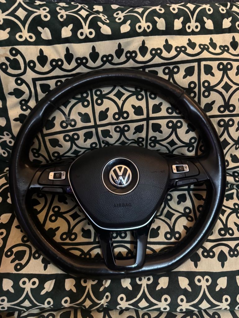 VW Passat/Golf/Caddy/Transporter Steering wheel with airbag