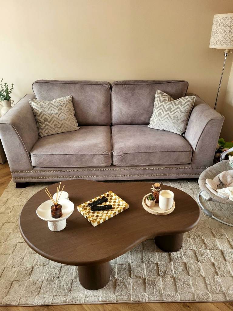 3 and 2 seater sofa