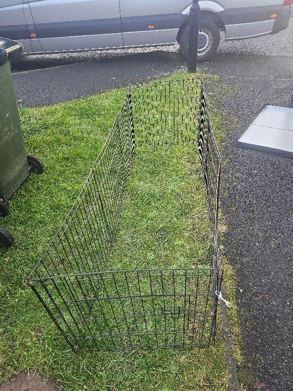 Puppy pen, animal run