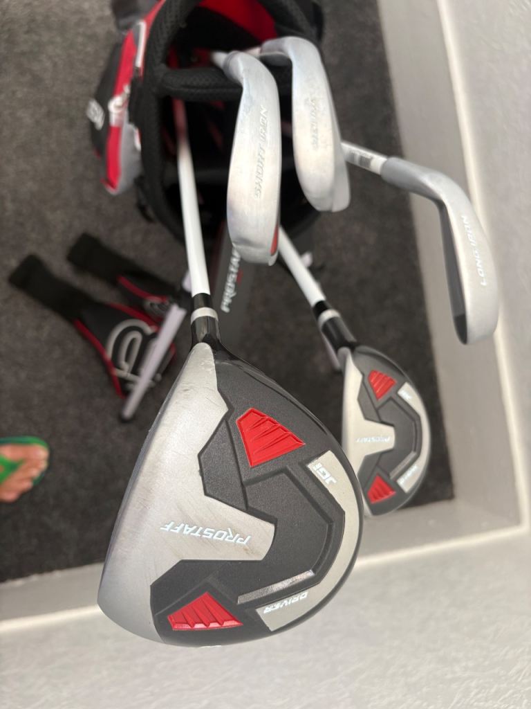 ProStaff Golf Club Set with Bag – Good Condition
