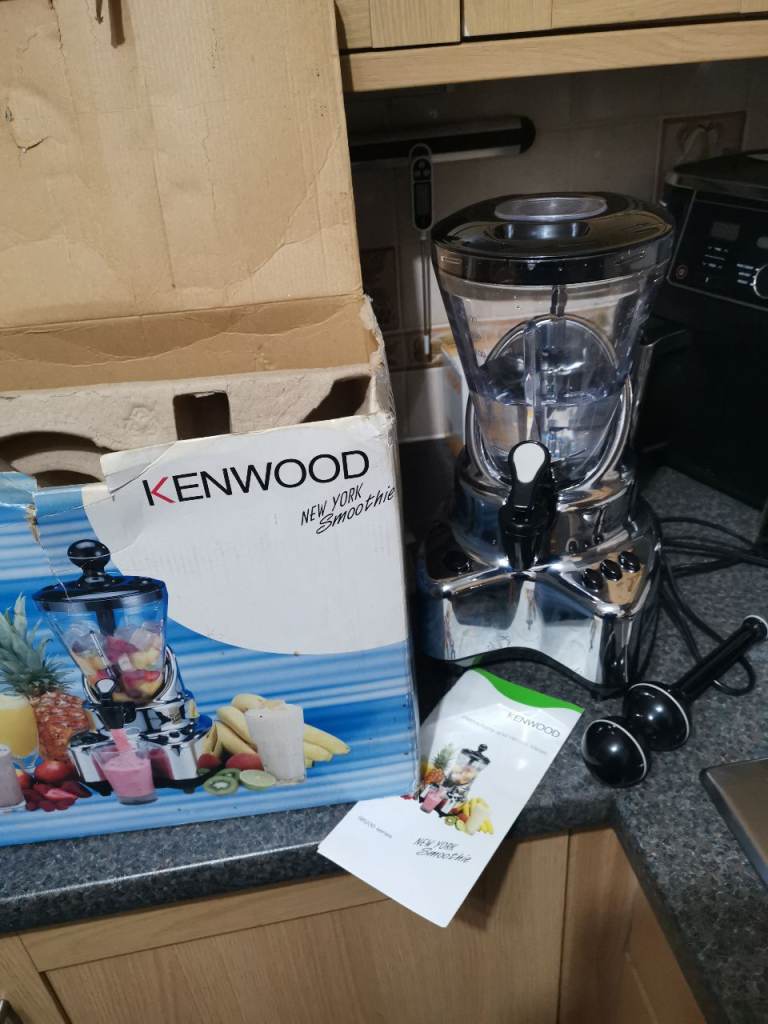 Kenwood smoothie & cocktail maker hardly used