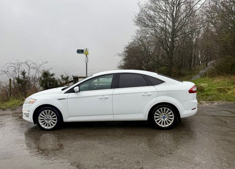 Ford, MONDEO, Hatchback, 2012, Manual, 1997 (cc), 5 doors