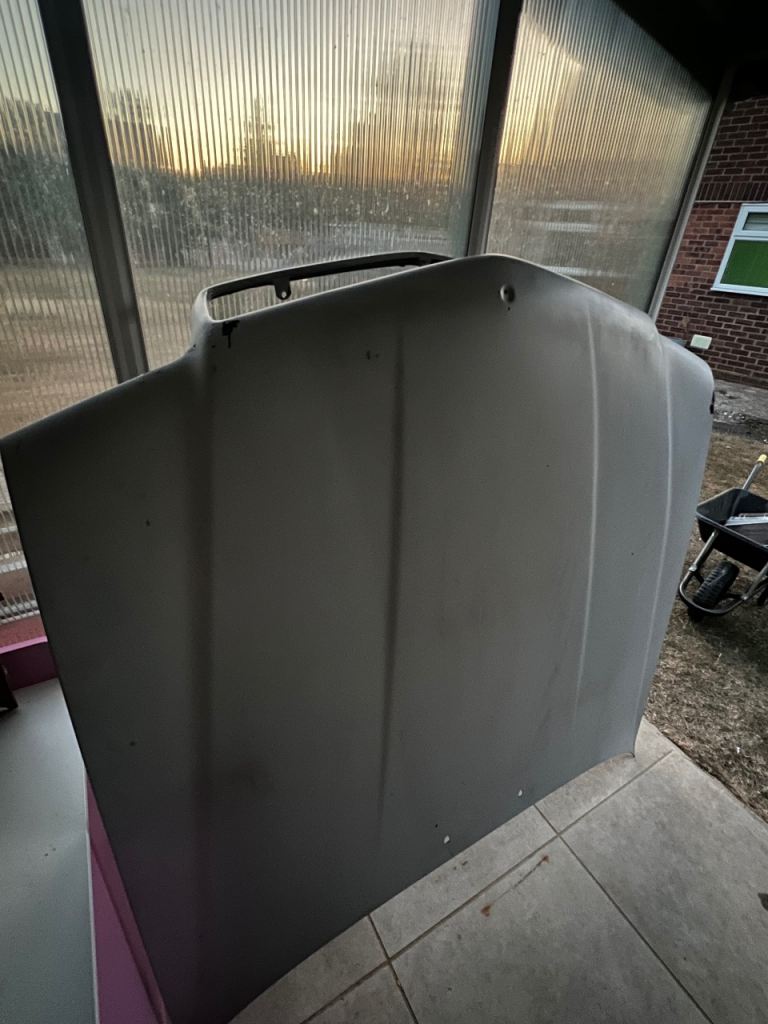 Mercedes c126 bonnet 