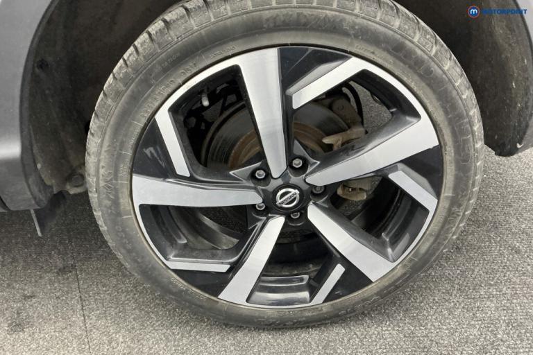 2020 Nissan Qashqai 1.3 DiG-T 160 Tekna 5dr DCT SUV Petrol Automatic