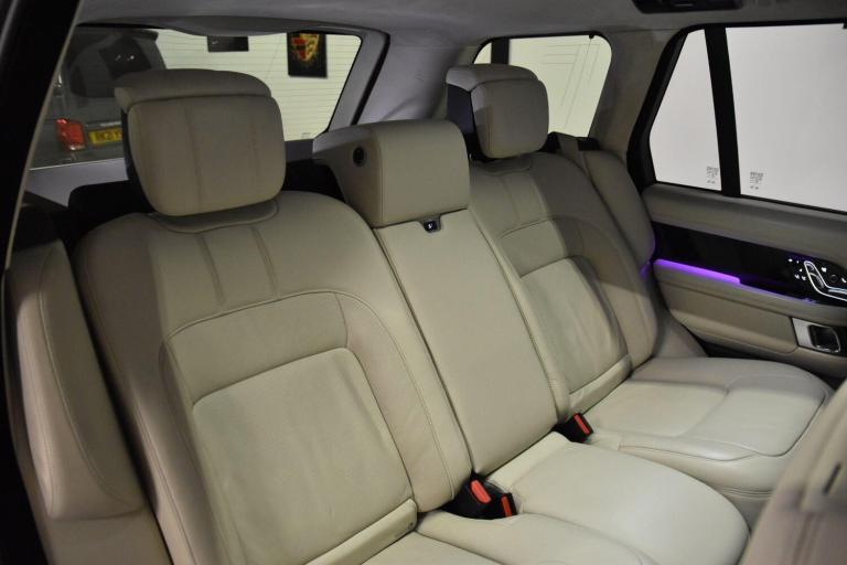 2019 Land Rover Range Rover 4.4 SDV8 Autobiography 4dr Auto ESTATE PETROL Automatic