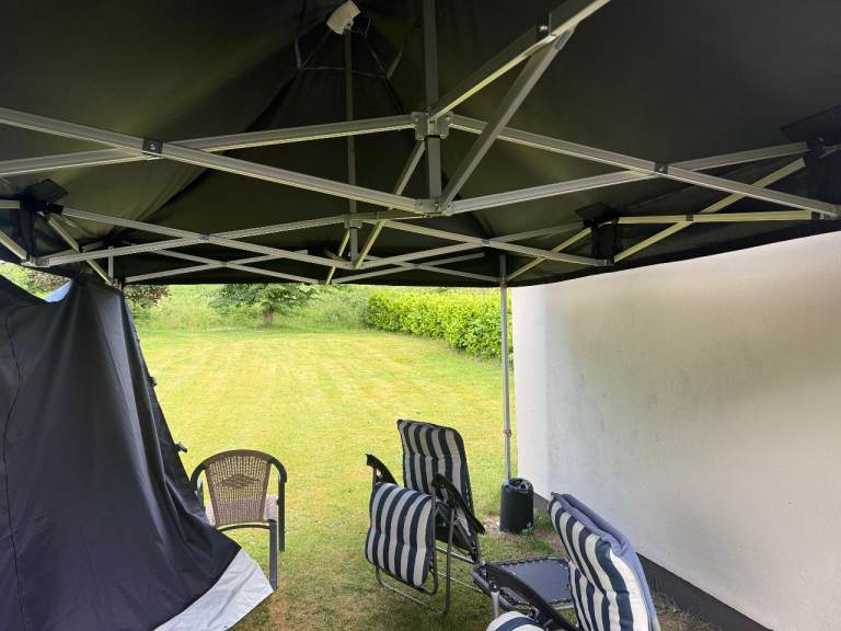 3 metre x 4.5 metre pro Gazebo complete with sides and Water Weights x4