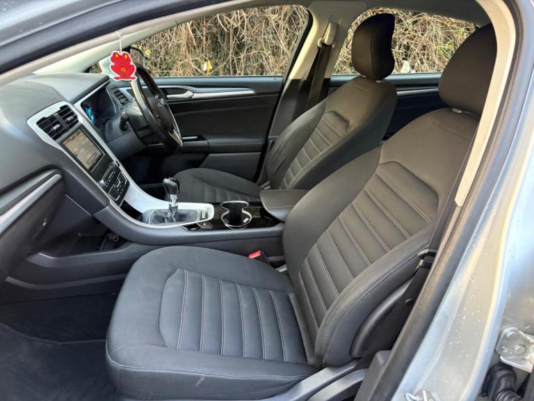 2015 Ford Mondeo 2.0 TDCi ECOnetic Zetec Euro 6 (s/s) 5dr Diesel