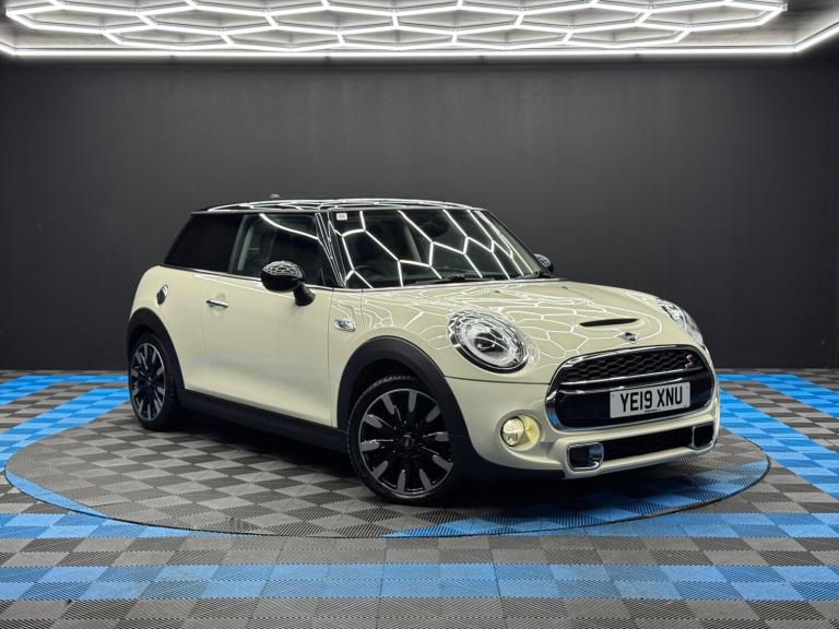 2019 MINI Hatch 2.0 Cooper S Exclusive II 3dr HATCHBACK PETROL Manual