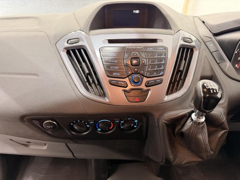 2016 Ford Transit Custom 2.0 TDCi 170ps Low Roof Limited Van PANEL VAN DIESEL Manual