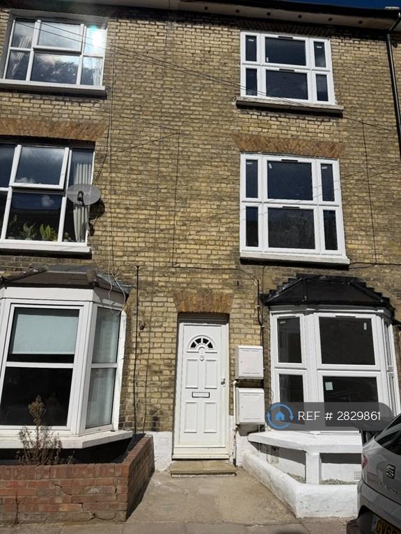 3 bedroom house in Princes Road, West Ealing, W13 (3 bed) (#2829861)