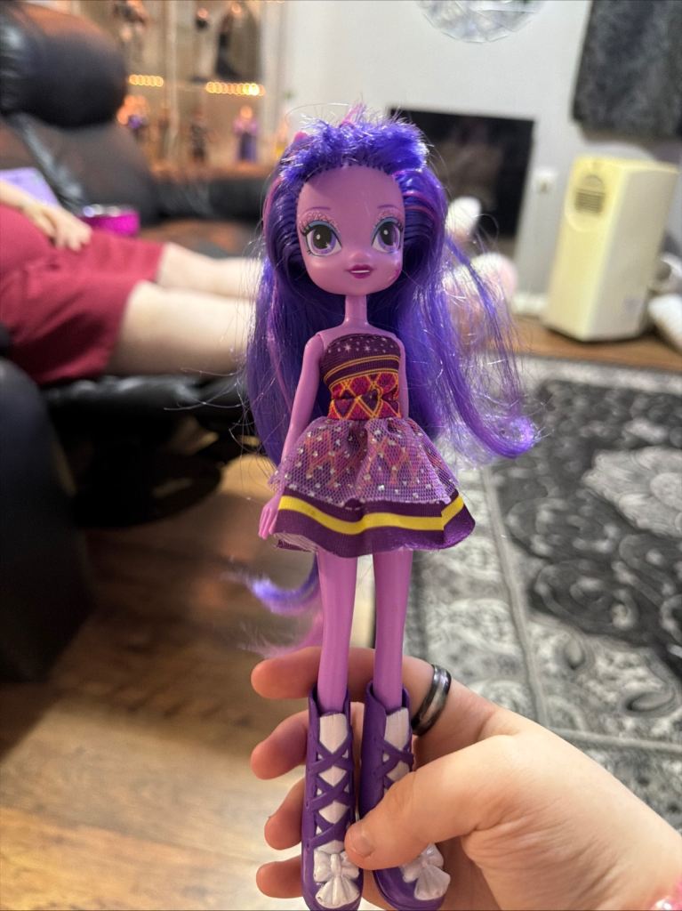 4 my little pony girl dolls for £10 all in very cheap! in great condition 