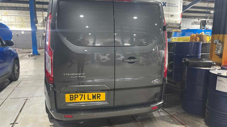  Ford Transit Custom 2.0 EcoBlue 130ps Low Roof Limited Van Van Diesel Manual