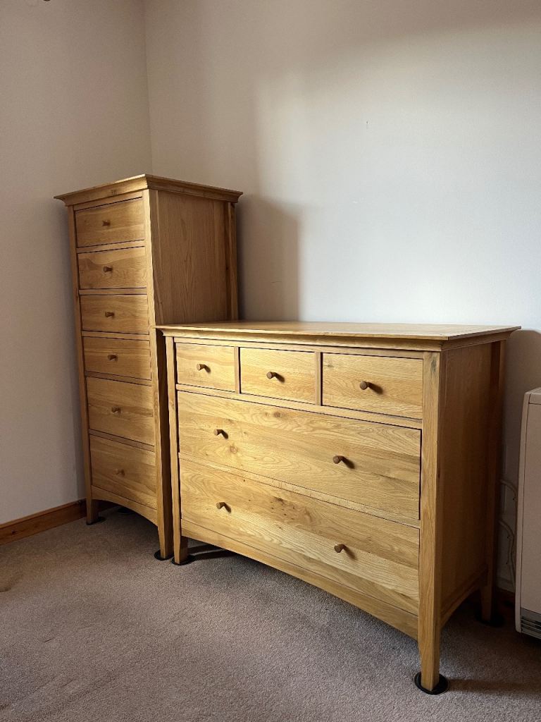 Solid Oak Chest of Drawers and Tallboy – Good Condition