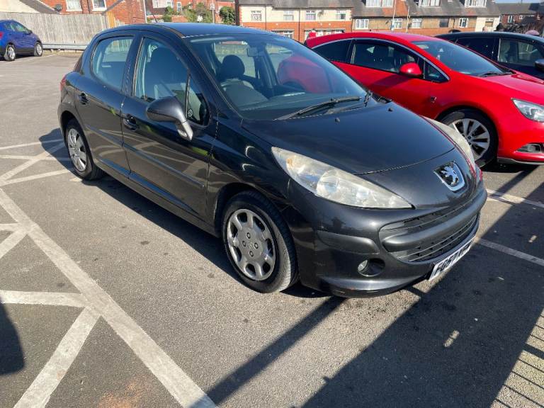 Peugeot 207 1.6 HDI 90HP