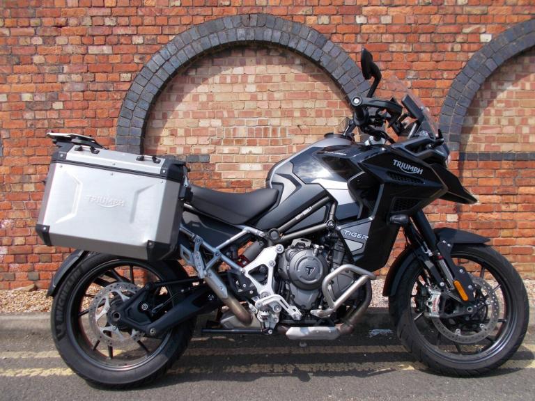 2024 TRIUMPH TIGER 1200 GT EXPLORER