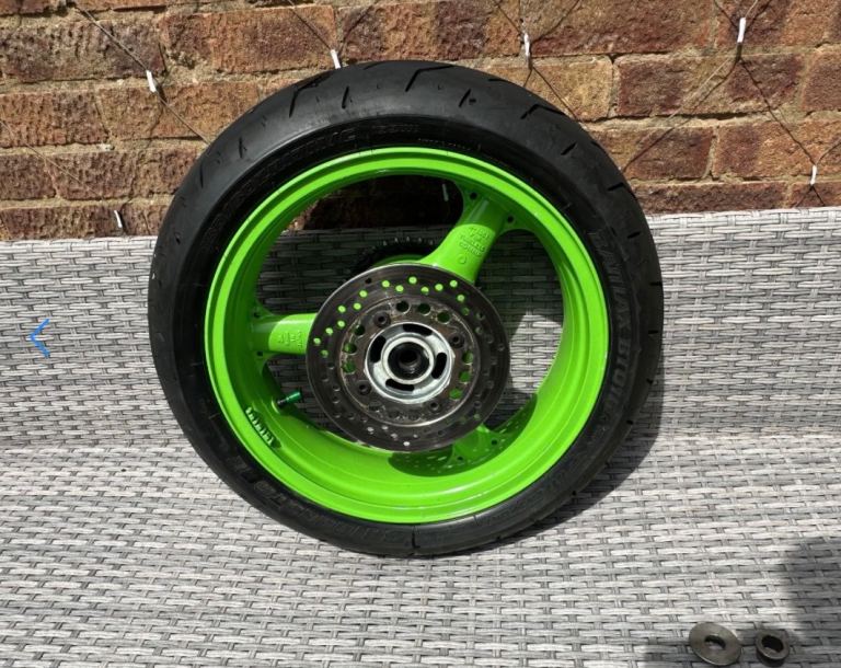 Kawasaki ZX600 Rear wheel with like new Bridgestone tyre very tidy wheel other parts available too 