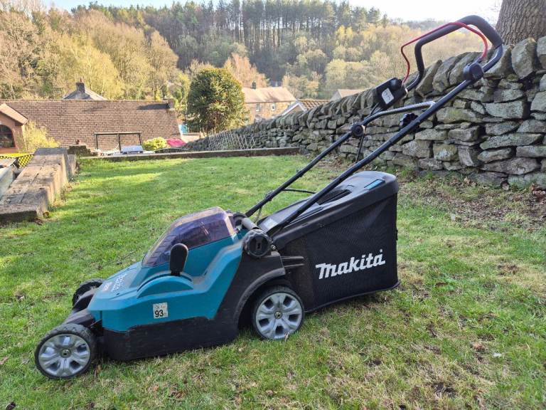 Makita Lawnmower