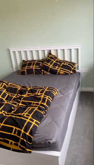 Spacious & Cosy Double Room For Rent AT PR4 0PN