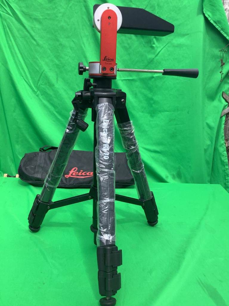 Leica TR70 Tripod and Leica tA360 with Carry Bag 